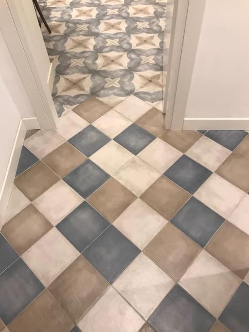 Apartamento Casa Luciano al San Carlo Nápoles Exterior foto